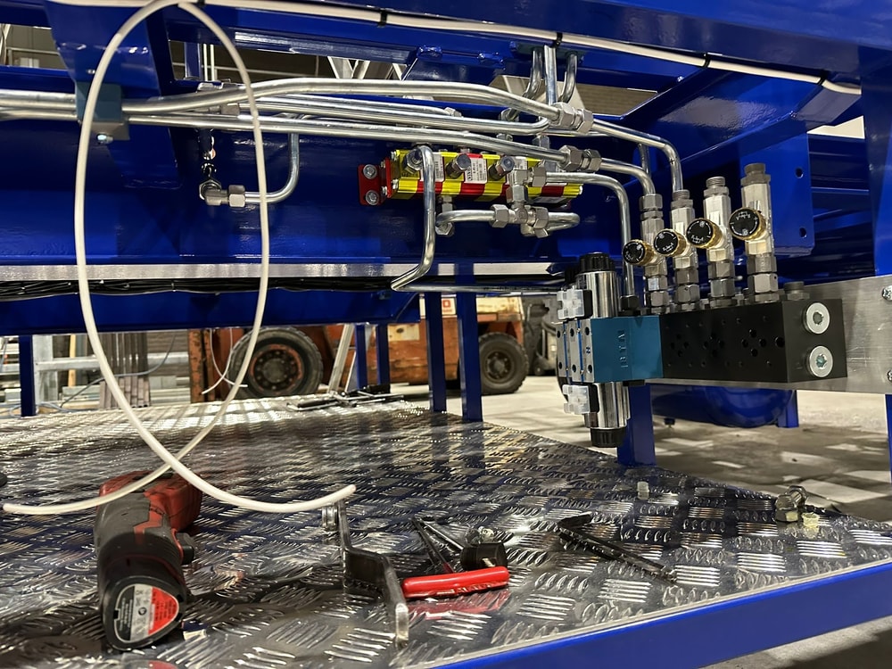 Hydro-West B.V.